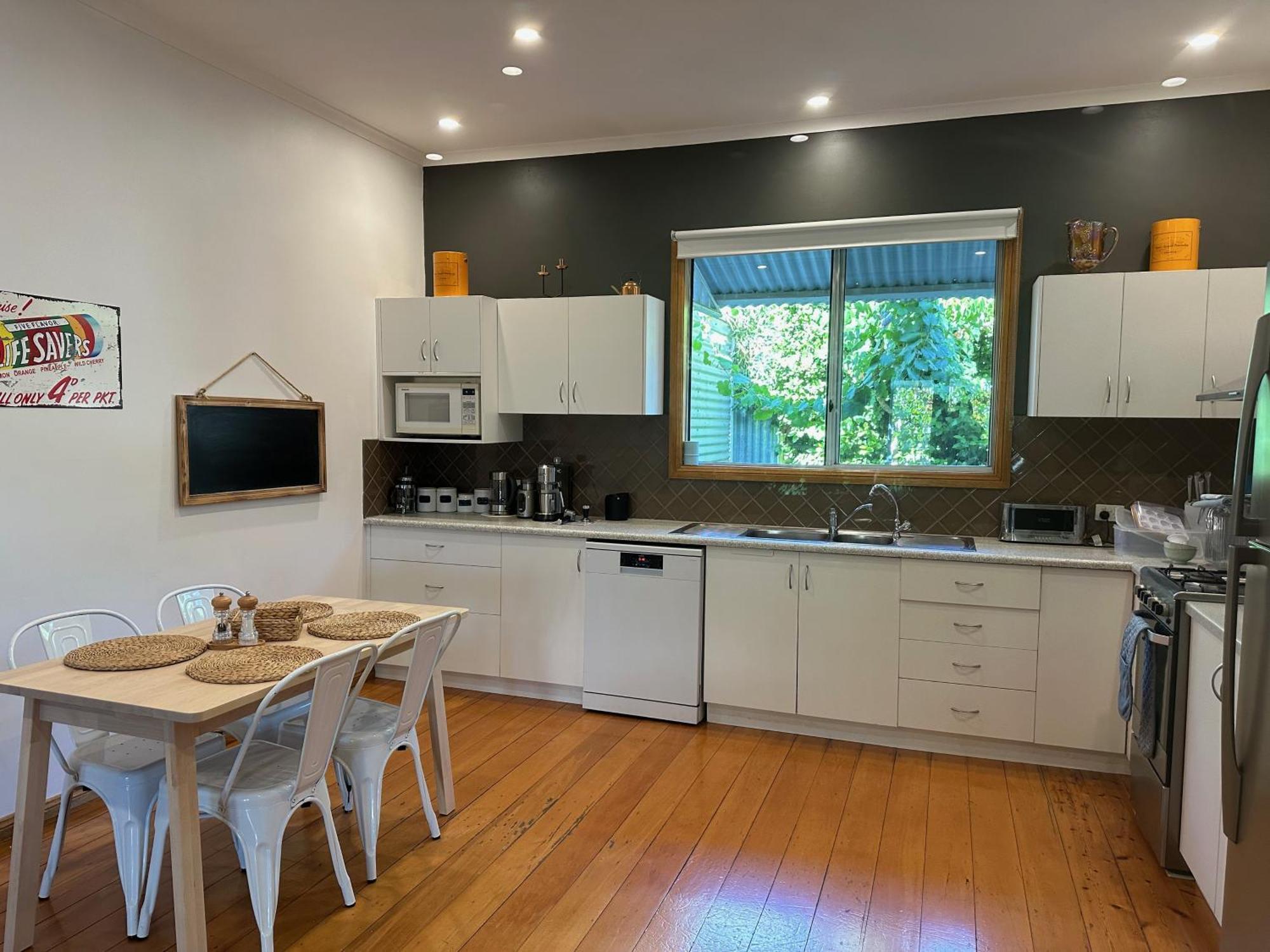 Jack'S House 2 B&B In Mill Street แคลร์ ภายนอก รูปภาพ